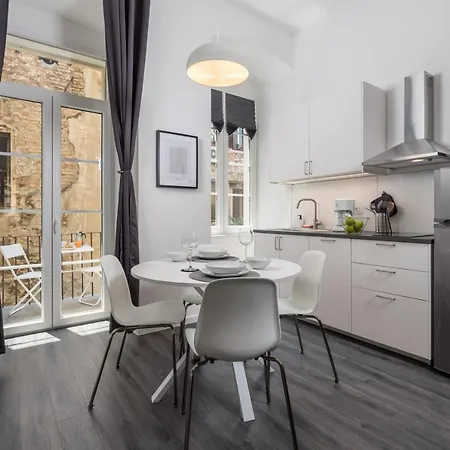 With Balcony Nest In 2 Rijeka