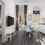Апартаменты With Balcony Nest In 2 Риека