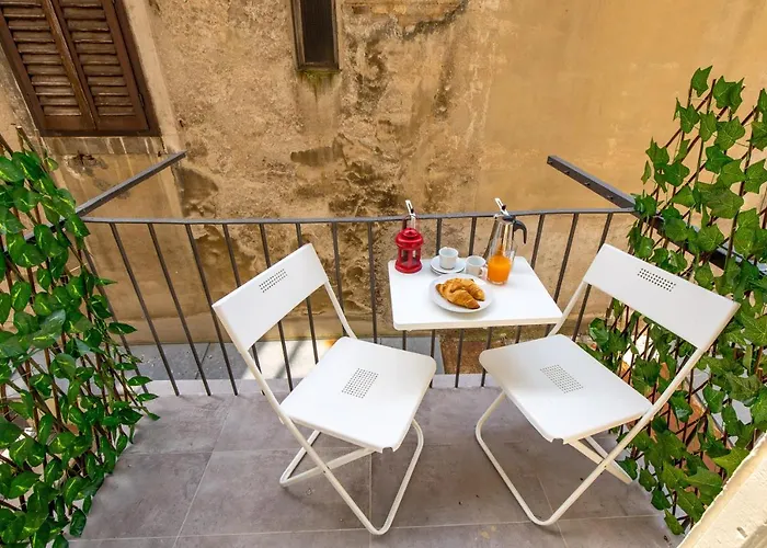 With Balcony Nest In 2 Rijeka